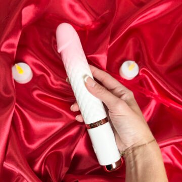 Interactive Hands-Free Pleasure Toy