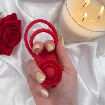 Rose Clitoral Vibrator Cock Ring - App Wireless Remote